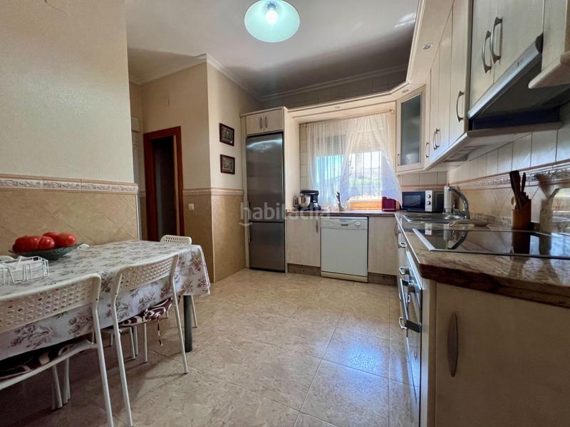 Foto 830c5ef9-da0f-4867-84fa-da899df0cc09. Casa amb aparcament piscina a El Higuerón Córdoba