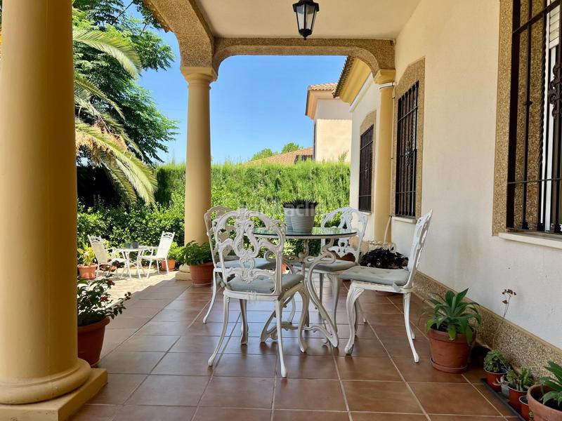 Foto cbb96b17-8dc1-41ca-940d-d271a8021203. Casa amb aparcament piscina a El Higuerón Córdoba