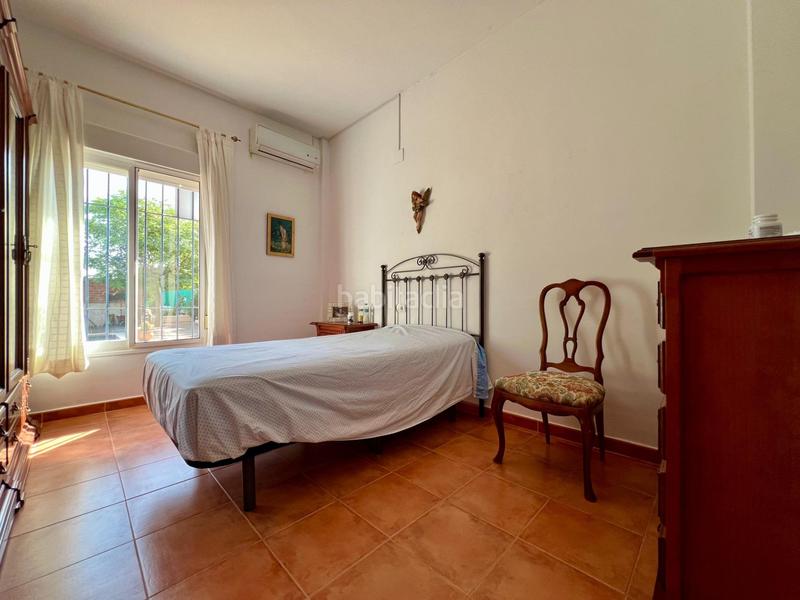 Foto 603c7e31-c6bc-4157-be6a-986de1635670. Casa en Carlota (La)
