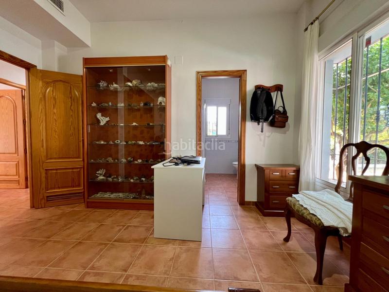 Foto bb1eaf72-9530-4877-b840-706fea86009d. Casa en Carlota (La)
