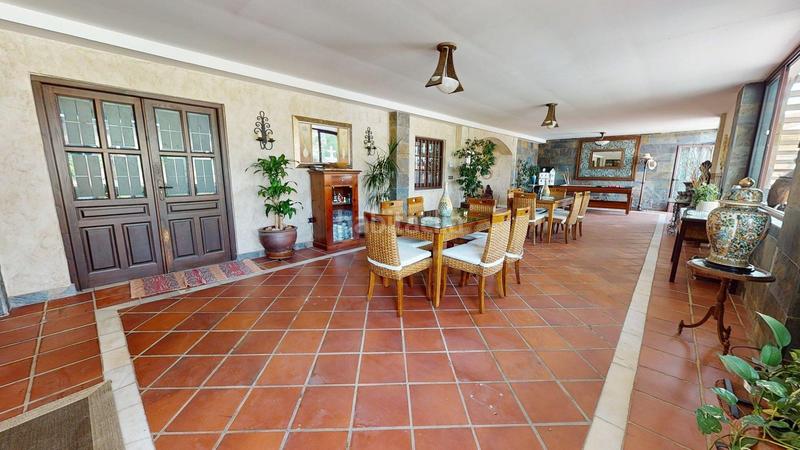 Foto 724a9c1e-f8f6-4a1c-b26b-41b06a6fe04b. Chalet mit heizung parking pool in El Brillante -El Naranjo - El Tablero Córdoba