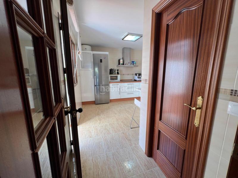Foto 1bda8a7c-a0c0-4f5e-b059-48f7055adc2e. Chalet encantador chalet adosado en la victoria, córdoba en Victoria (La)