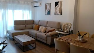 Appartement à Viñuela - Rescatado. Amplio piso familiar en av. barcelona, listo para entrar a vivir