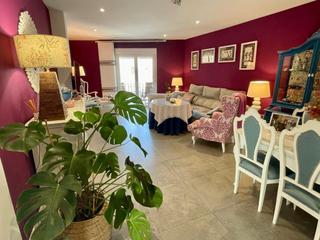 Appartamento in Centro. Piso reformado en el centro  4 habitaciones antes 5. garaje dobl