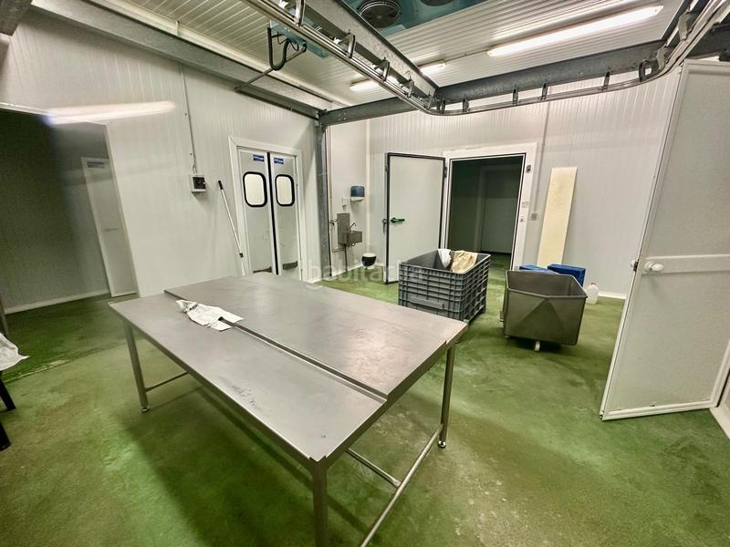 Foto 62420a6a-5003-4c41-9727-faea1bbc36f2. Nave industrial amplia nave industrial perfecta para su negocio en Fuente Obejuna