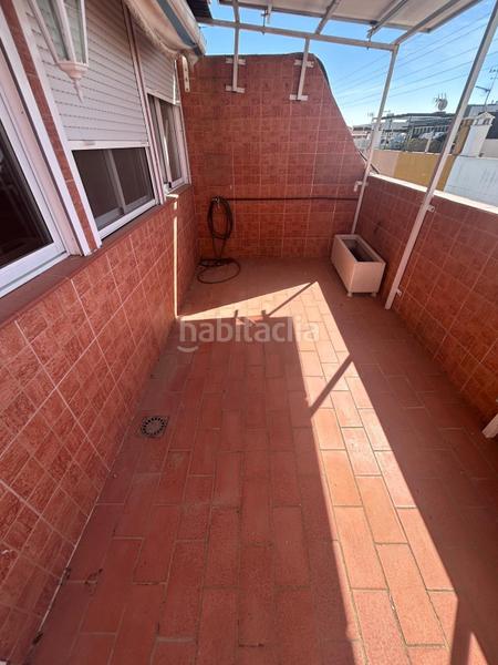 Foto 5f6b110c-868a-482d-b22b-eb611def52fd. Maison avec parking piscine dans Poniente-Norte - Miralbaida - Parque Azahara Córdoba