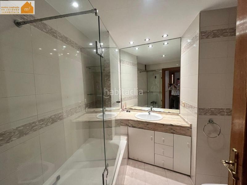 Foto 0dd3c08e-9280-47e1-9771-a75e9e577237. Piso se vende espectacular piso en avenida américa!! en Córdoba