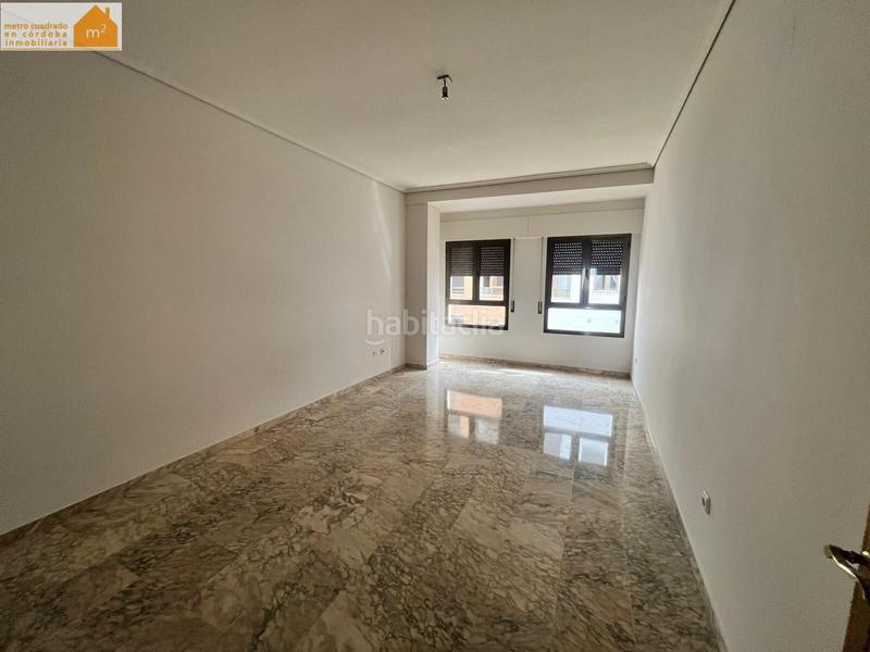 Foto 567bb364-52b3-459c-a781-27972fe77497. Piso se vende espectacular piso en avenida américa!! en Córdoba