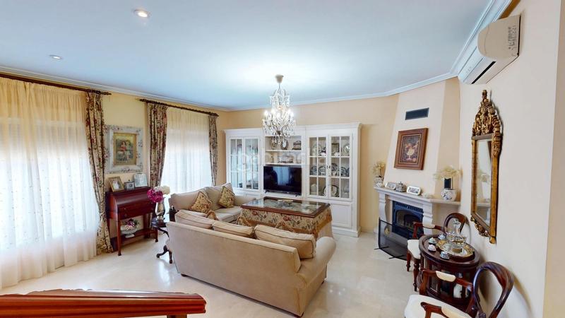 Foto 8b917c04-6dbf-4899-ad34-4b163d8c2186. Casa con riscaldamento parcheggio in El Higuerón Córdoba