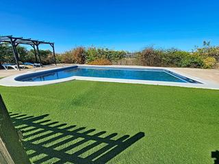 Chalet à Carlota (La). Espectacular chalet independiente y urbano en la carlota, córdob