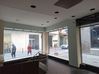 Local Comercial  Calle del conde de robledo. D.  local comercial en calle conde de robledo  centro de córdoba