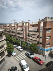 Rent Flat  Avenida avenida libertad. A. precioso piso de alquiler en edificio júpiter el vial con gar