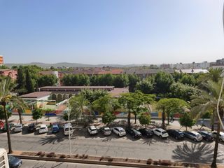 Pis  Avenida granada. Vende tu mirada al cielo de córdoba!                        espe