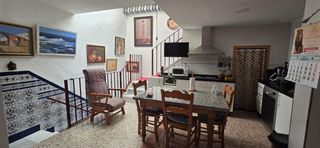 Maison à Sta. Marina - San Andrés - San Pablo - San Lorenzo. D. excelente casa reformada en san agustín con garaje y local in