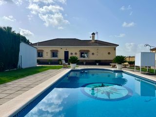 Casa a El Higuerón. A. parcela en las pitas con piscina  no hipotecable