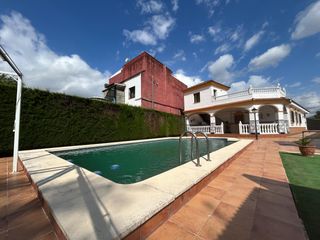 Chalet  Calle calle acequia. Espectacular chalet hipotecable con piscina en alcolea
