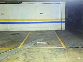 Aparcament cotxe a Tablero Bajo - Arruzafilla. D. amplio garaje en arroyo del moro, córdoba