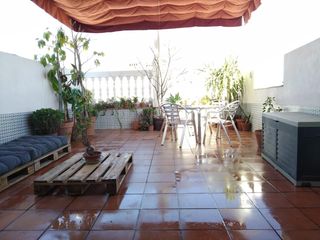 Àtic a Centro. A. ático con encanto en pleno centro  oportunidad única