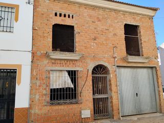 Terreno residencial en Carlota (La). A. casa en construcción en la carlota