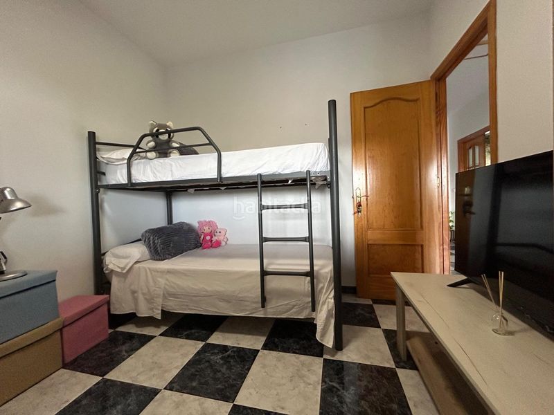 Foto a79c6cfc-5c65-4db9-a356-93ed377f4b29. Casa amb calefacció aparcament a El Higuerón Córdoba