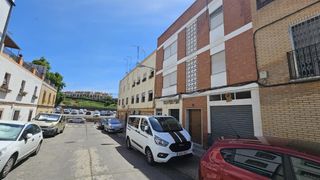 Haus in El Brillante -El Naranjo - El Tablero. D.  gran casa con cochera cerrada , llena de posibilidades!