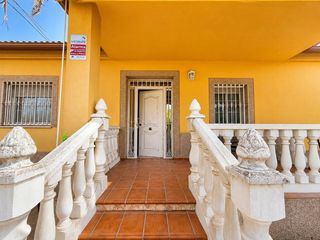 Masia a LA BARQUERA