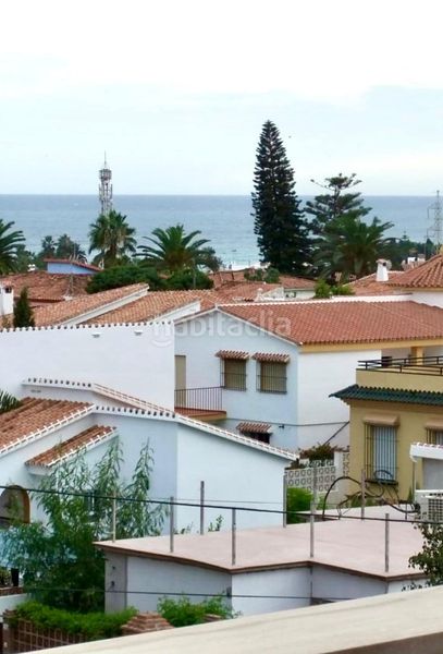 Foto 9f0801bc-6e86-4d1f-a67e-9dd39ed533b3. Xalet amb calefacció aparcament a Hispanidad - Vivar Téllez Vélez - Málaga