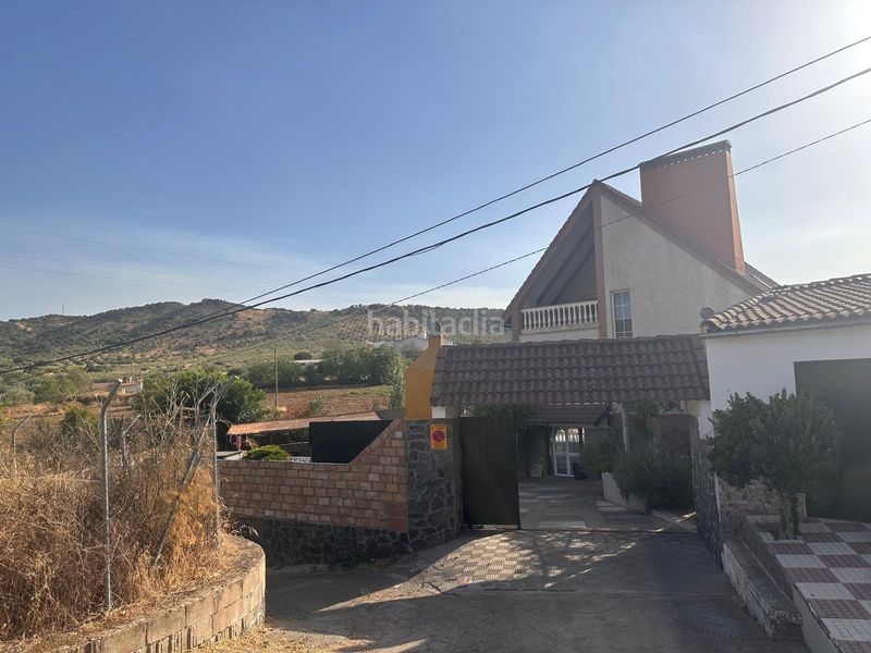 Foto 68e2bc1c-4ddf-4e5e-969e-f4e8f633be63. Casa amb aparcament a Belmez