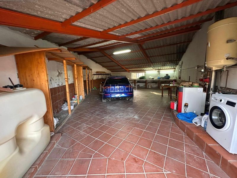 Foto b3fb84a3-0b9f-4b76-a773-bf855ac38ba8. Casa amb aparcament a Belmez