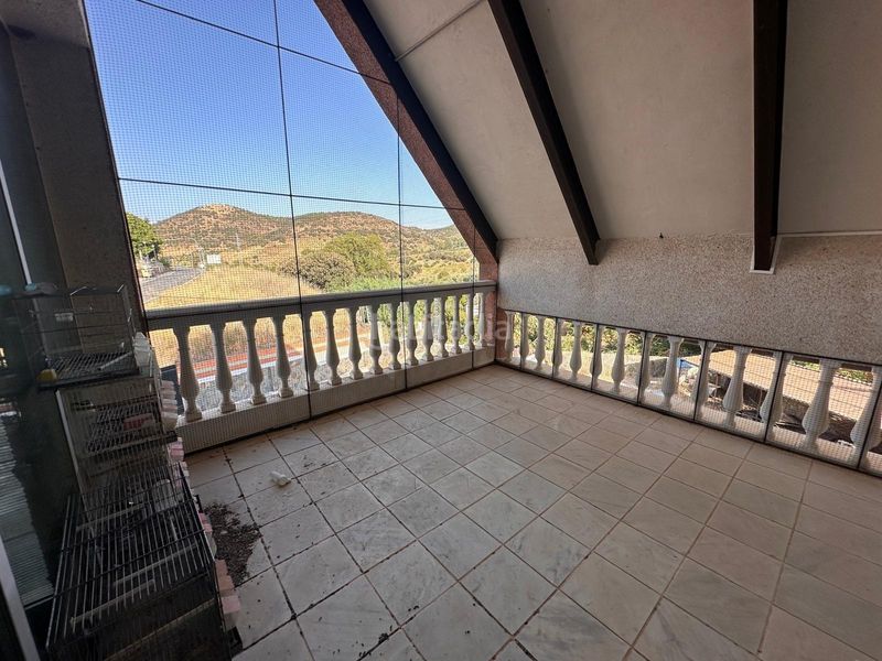 Foto fa570442-8031-4a4c-8671-7fa109c5510b. Casa amb aparcament a Belmez