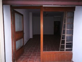 Lloguer Local Comercial a Calle calle burel, 3. D. local en alquiler centro