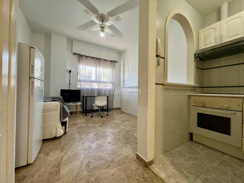 Foto b29b1523-9027-4e55-843a-b57001692506. Rent studio with pool in Poniente-Norte - Miralbaida - Parque Azahara Córdoba