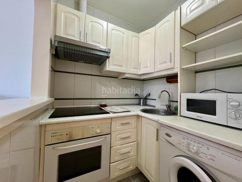 Foto d9576190-4fca-4b1b-ba9f-5a3a576e9e68. Rent studio with pool in Poniente-Norte - Miralbaida - Parque Azahara Córdoba