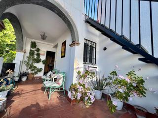 Casa adossada a El Brillante -El Naranjo - El Tablero