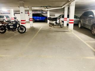 Miete Autoparkplatz in Santa Rosa - Valdeolleros