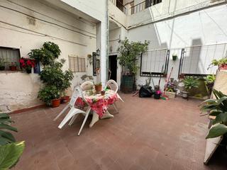 Maison à Sta. Marina - San Andrés - San Pablo - San Lorenzo. Vivienda tipo casa de vecinos en casco histórico junto a olleria