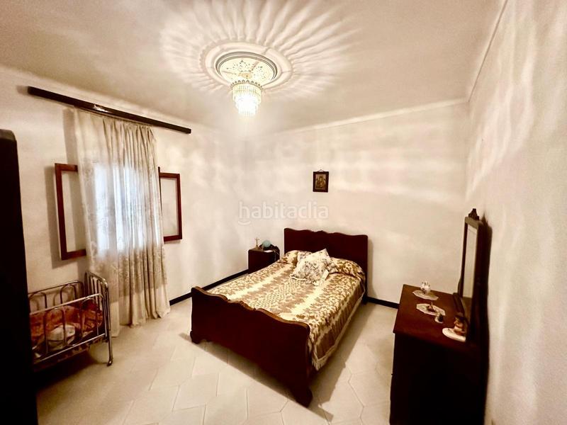 Foto ca676cd5-d6c3-47e1-8cc0-a8d67921649c. Casa gran casa con excelente ubicación. en Lopera