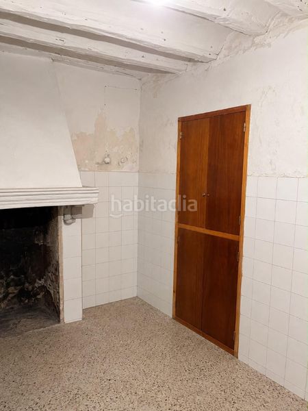 Foto 3ae81ceb-4a41-4a51-8928-54cbd0b12c9e. Casa adossada a Yebra