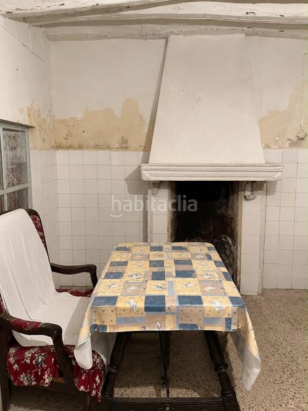 Foto 75678b92-5729-455c-a052-9679897ce6e9. Casa adossada a Yebra