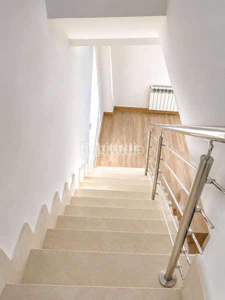Foto 1a2c49f6-a194-4d0f-b06d-d039f5b867ea. Duplex avec chauffage dans Centro Navalcarnero
