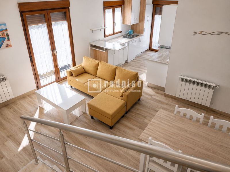 Foto 6f74f26f-4292-467c-890f-85207ad20ef4. Duplex avec chauffage dans Centro Navalcarnero