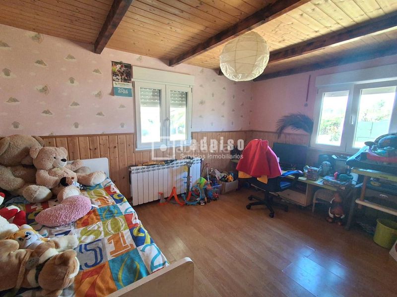 Foto 09c2d8fa-f230-4337-9b11-ae25e07cd78e. Casa amb calefacció a Urb. Calypo Navalcarnero