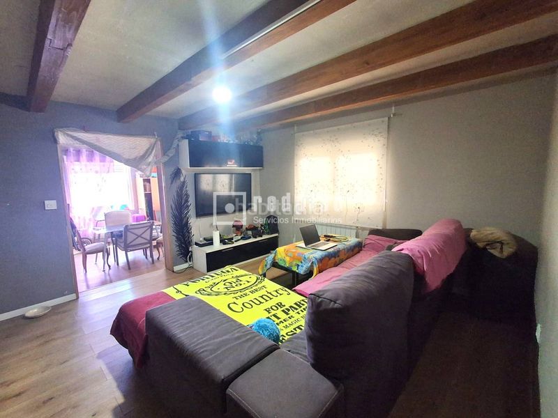 Foto 0f6ea2b2-d7f2-4941-ae64-5c03b7d66d46. Casa amb calefacció a Urb. Calypo Navalcarnero