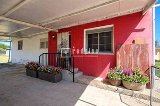 Casa a Urb. Calypo. Finca rústica