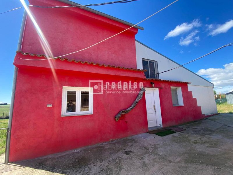 Foto 7f48d88b-b52b-4895-8471-94006e485aaa. Casa amb calefacció a Urb. Calypo Navalcarnero