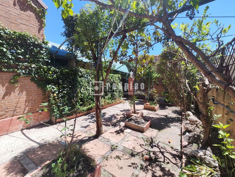 Foto 0e7222e0-c976-44c2-9451-7953576589c4. Xalet amb calefacció aparcament piscina a Brunete