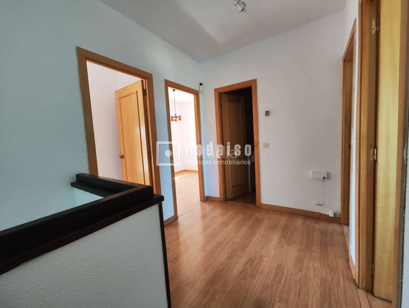 Foto 403e3cb2-6235-4057-b140-d1d1914f0ff9. Xalet amb calefacció aparcament piscina a Brunete