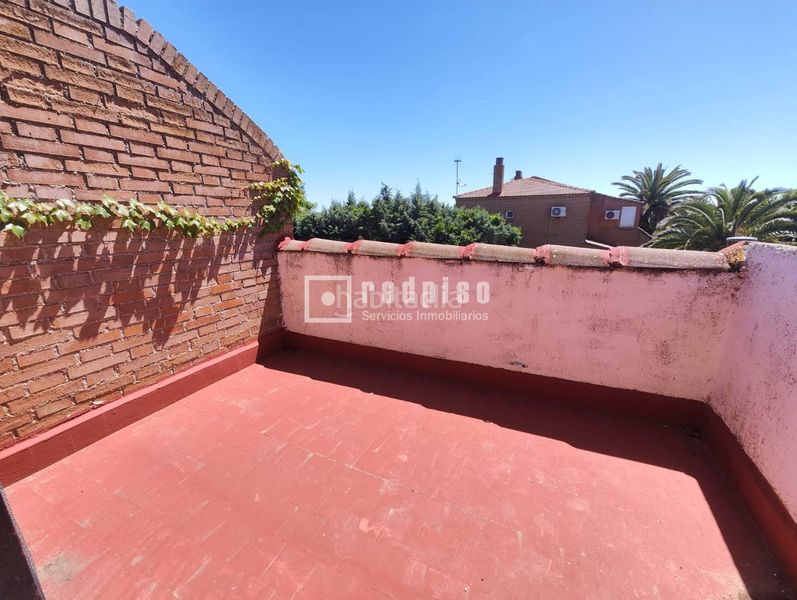 Foto 6bce4527-3aa8-443b-8592-9c62f1aa777a. Xalet amb calefacció aparcament piscina a Brunete