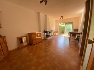 Chalet à Brunete. Maravilloso chalet adosado en venta