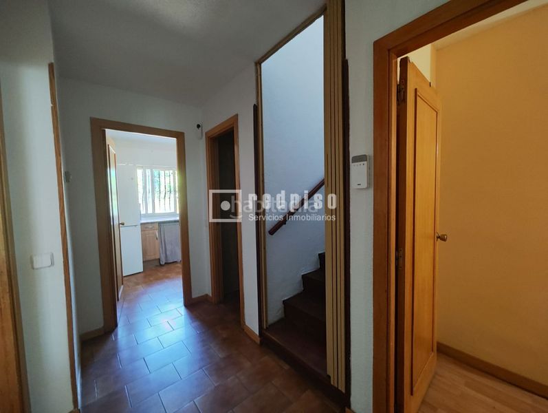 Foto cbb5c58b-7540-435f-9558-6ce848794afd. Xalet amb calefacció aparcament piscina a Brunete